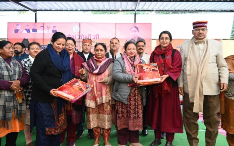 गणेश जोशी के जन्मदिवस पर “सेवा सप्ताह”, आंगनबाड़ी कार्यकत्रियों का सम्मान